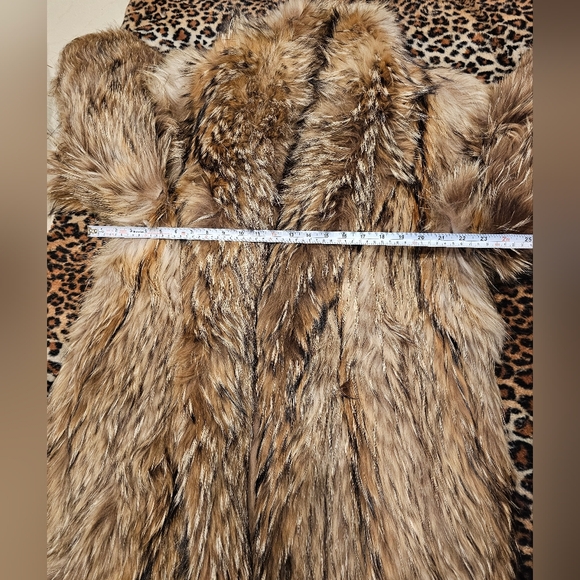 The Evans Collection Long Wolf Coat - Picture 13 of 17